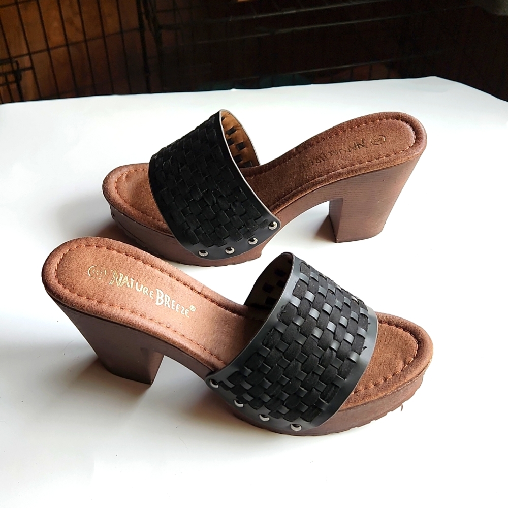 Nature Breeze heels size 8